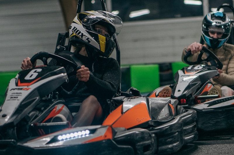 Le karting : bien plus qu&rsquo;un jeu, une véritable école de pilotage