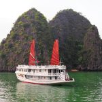 Baie d’Halong : guide complet pour une croisière sereine au Vietnam