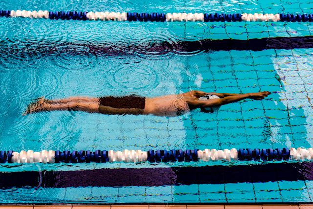 Natation et fitness : le guide essentiel pour bien démarrer